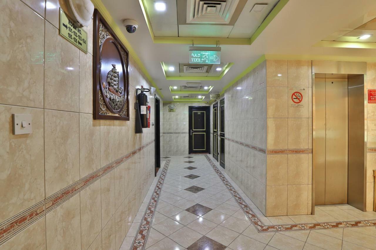 Oyo 261 Remas Hotel Apartment Dubai Exterior foto
